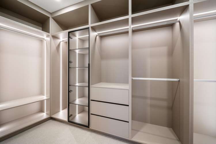 12 Makumaku Place Long Bay_17