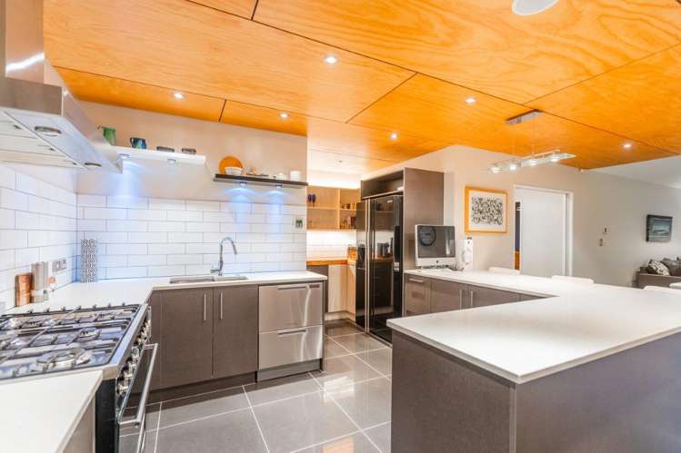 8 Otupoa Way Paraparaumu_9