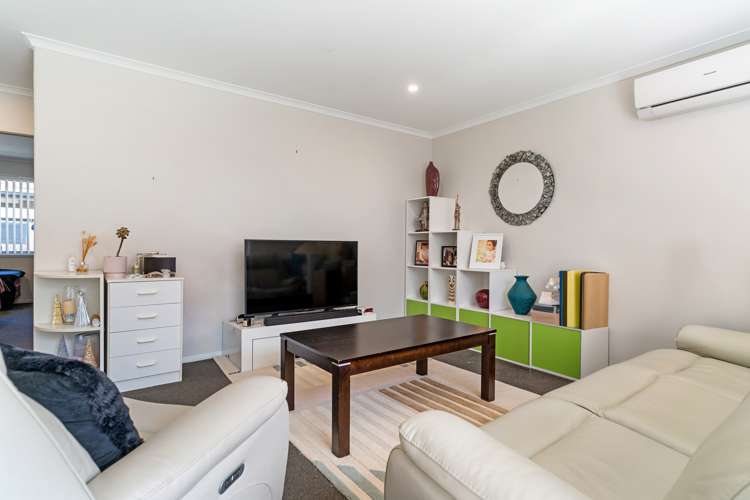 39 Leet Crescent Papamoa_5