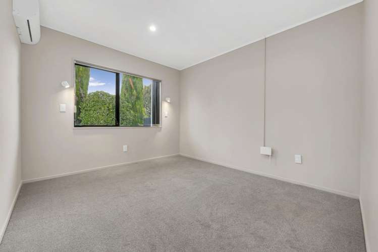 1/3 Kelvin Road Papakura_13