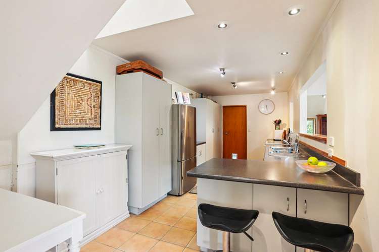 192 Carter Road Oratia_11