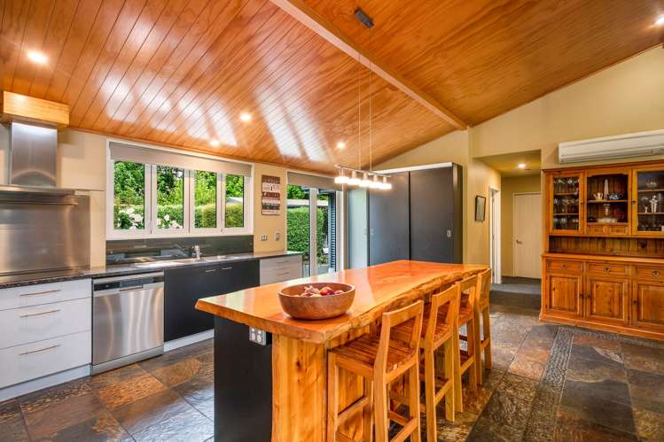 1 Hart Place Lake Coleridge_6