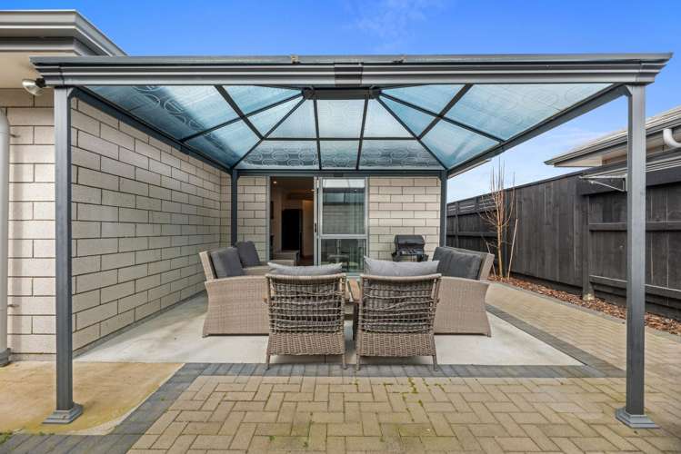 16 Crest Way (Dunes Lifestyle Village) Papamoa_2