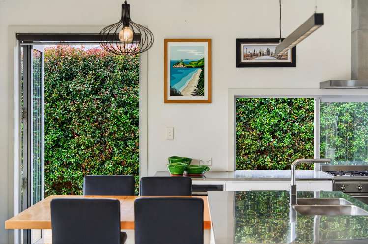 6 Giarni Place Karaka_7