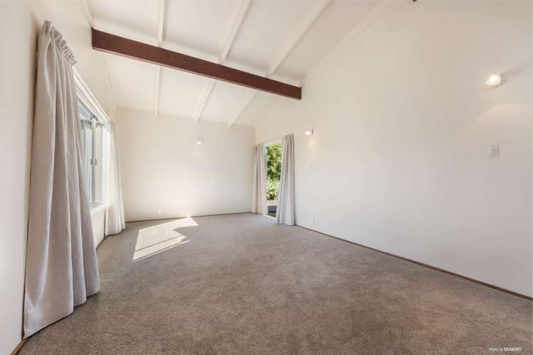 14 Sunray Avenue Titirangi_5