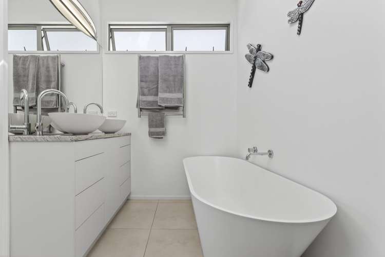 36A The Cliffs Britannia Heights_11