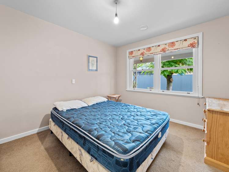 69 Racecourse Road Allenton_18