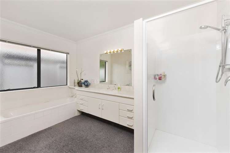 17 Bayfair Drive Mount Maunganui_10