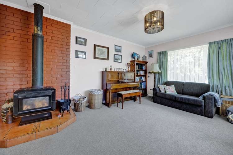 114 Brecon Road Stratford_12