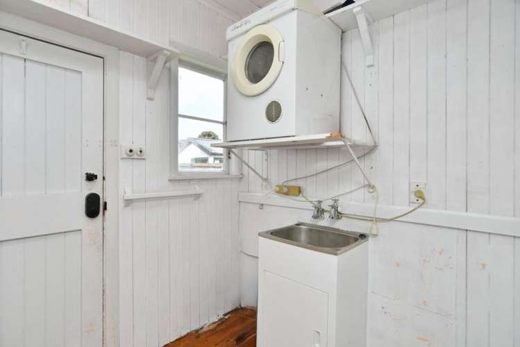 2 Davis Place Woolston_6