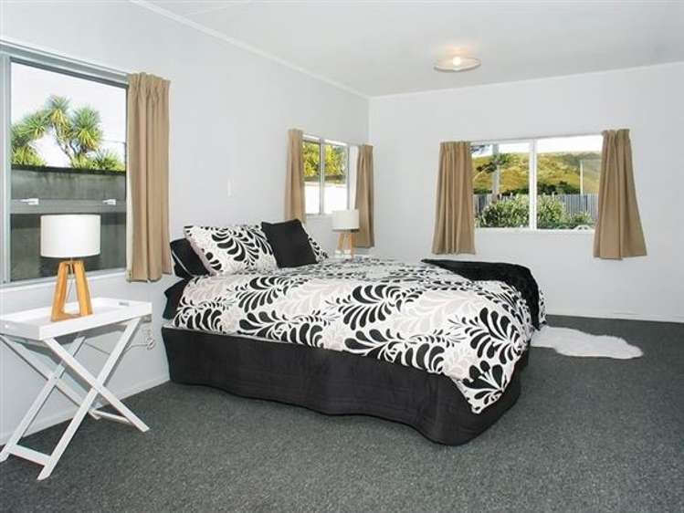 2 Pascoe Avenue Paremata_14