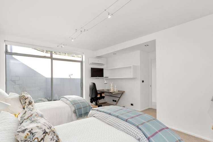 1 Whisby Road Cashmere_13