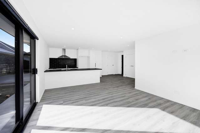 120 Seaview Road Westown_2