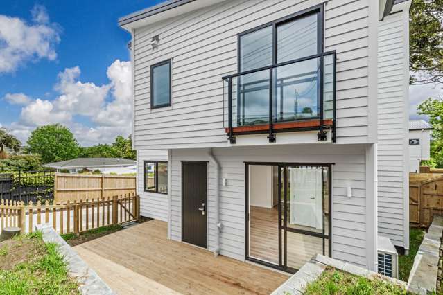 1/58 Sylvan Crescent Te Atatu South_1