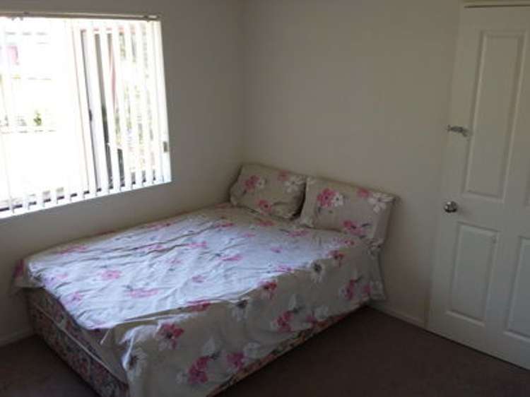 41 Castlefinn Drive Manurewa_3