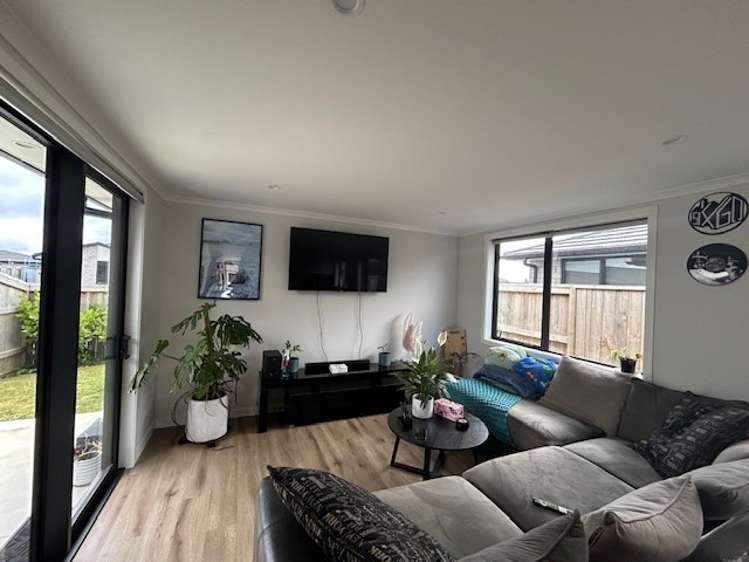 14 Nursery Lane 1131_1