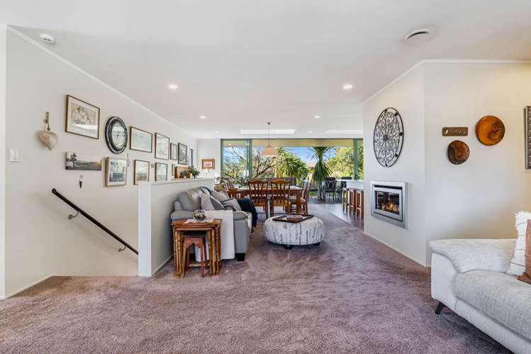 9 Careen Grove Gulf Harbour_14