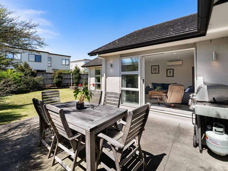 21 Andalusian Way Karaka_8