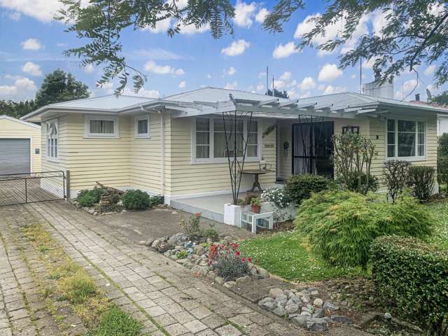 DANNEVIRKE THREE BEDROOM