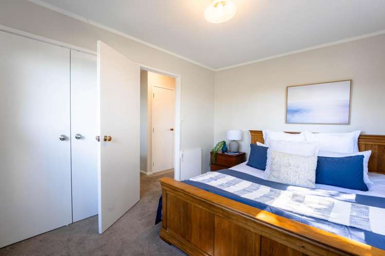 2/13 Fairclough Road Beach Haven_9