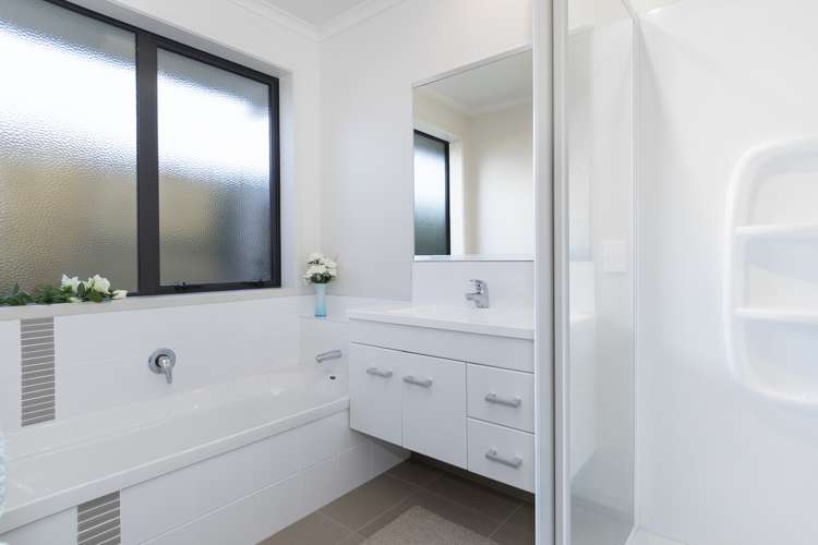 24 Annandale Drive Pyes Pa_14