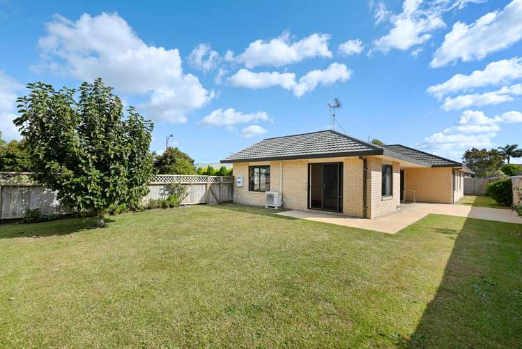36 Cairns Crescent Rototuna_14