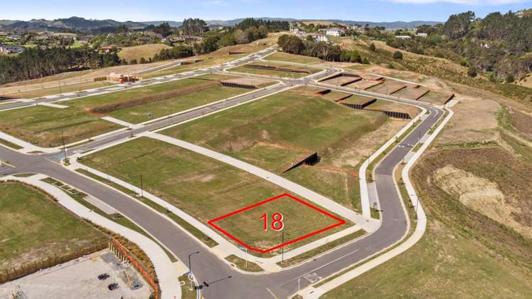 18 Rathfarnham Road Flat Bush_2