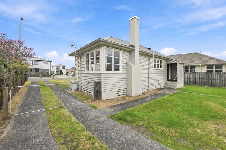 153 Ranolf Street Glenholme_14