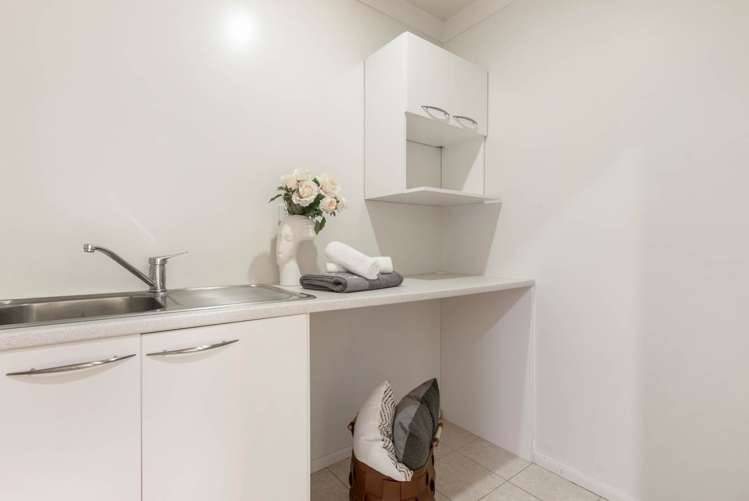 37 Malahide Drive Flat Bush_24