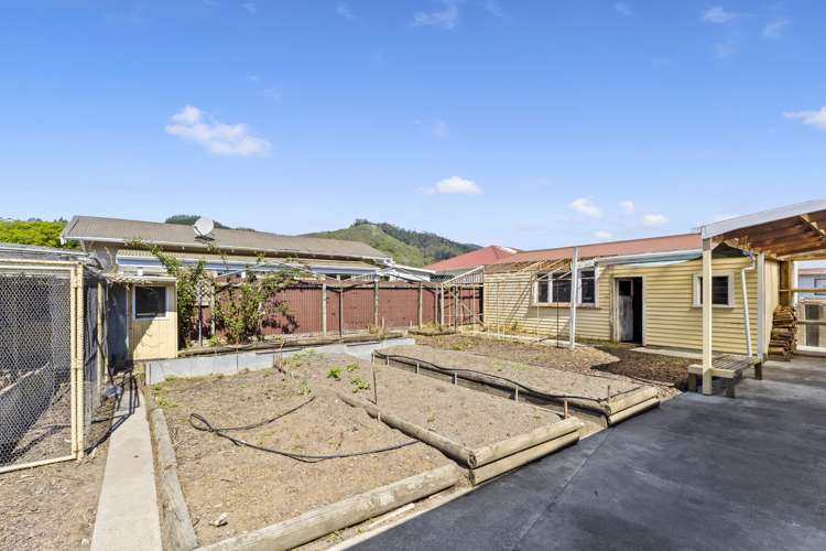 179 Saint Vincent Street Toi Toi_13