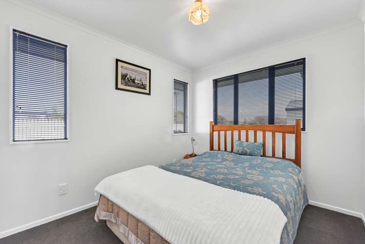 15 Hawthorn Way Richmond_13