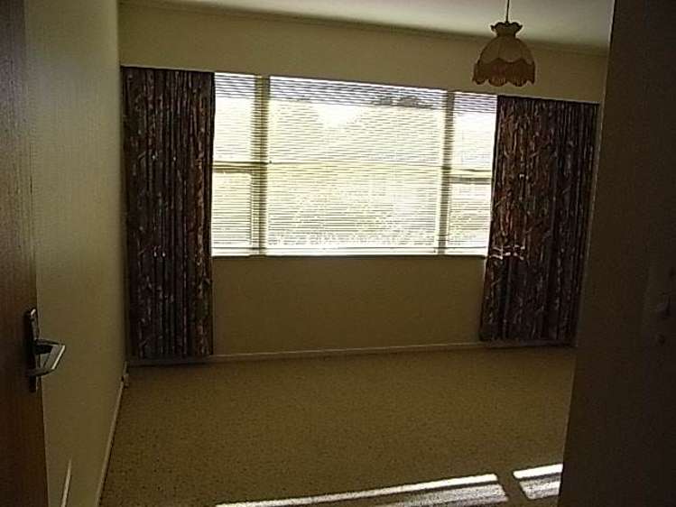 2/61 Rawhiti Road One Tree Hill_11