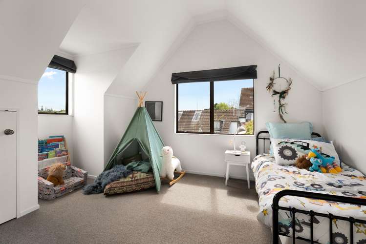 80b Aviemore Drive Highland Park_16