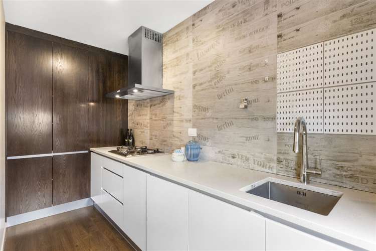 97 Medallion Drive Oteha_5