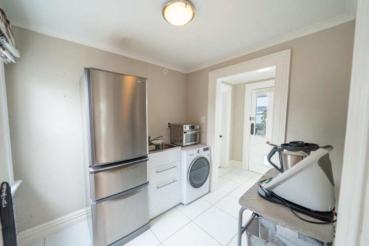 2 Grey Street Gladstone_13
