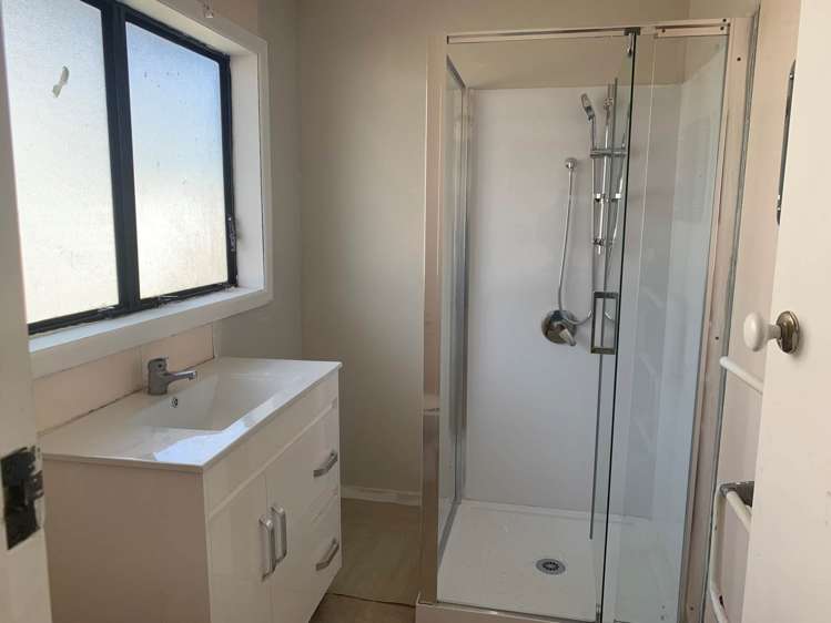 61 Kings Road Panmure_8