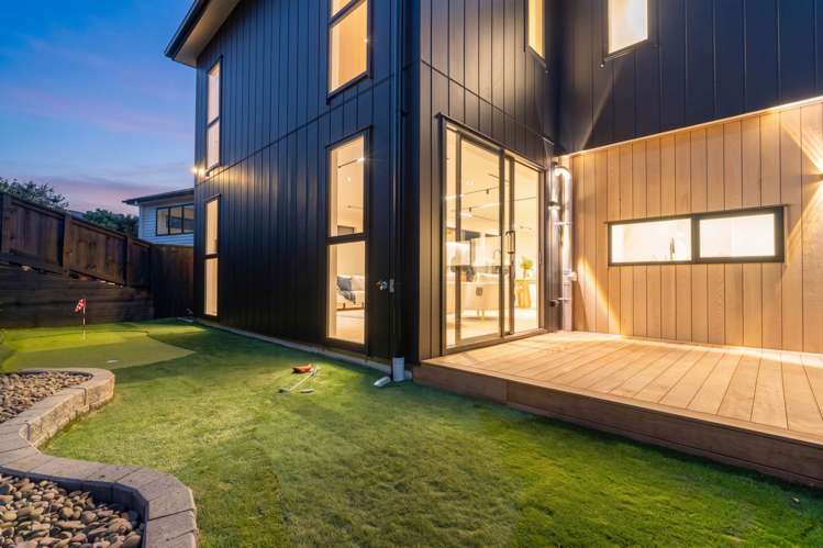 2 Humenga Place Long Bay_38
