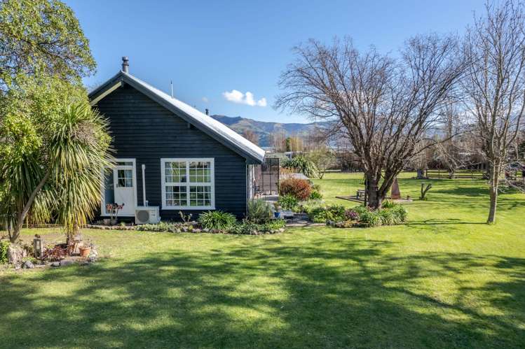 8 Takamatua Bay Road Takamatua_31