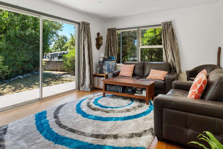 22 Shelley Crescent Stoke_6