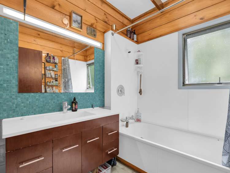 100b Grand Vue Road Kawaha Point_17