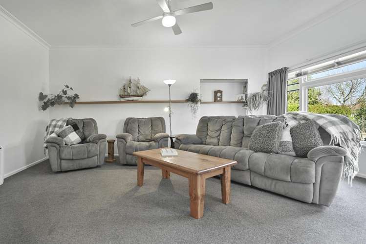 812 Lawrence Street Akina_6