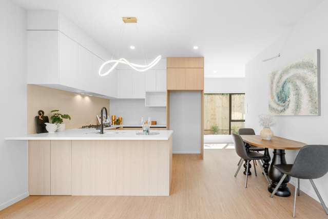101D Gossamer Drive Pakuranga Heights_1