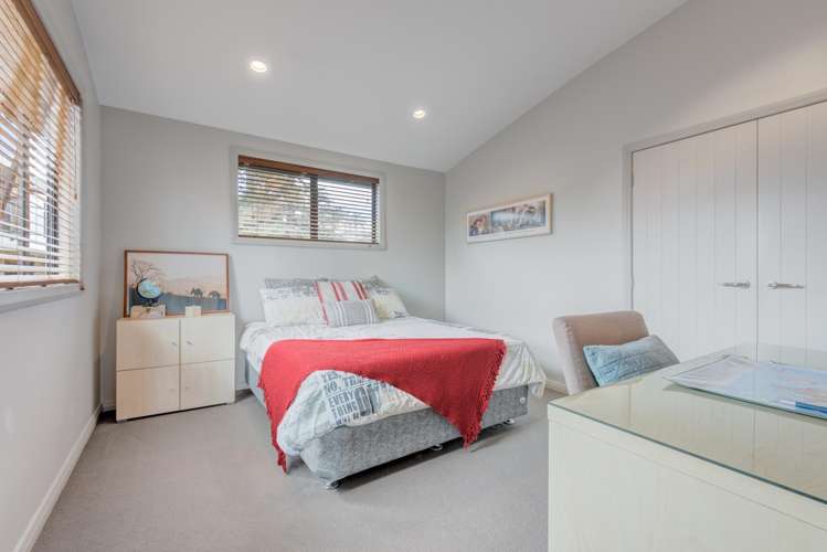 16 Crossland Place Maraetai_13