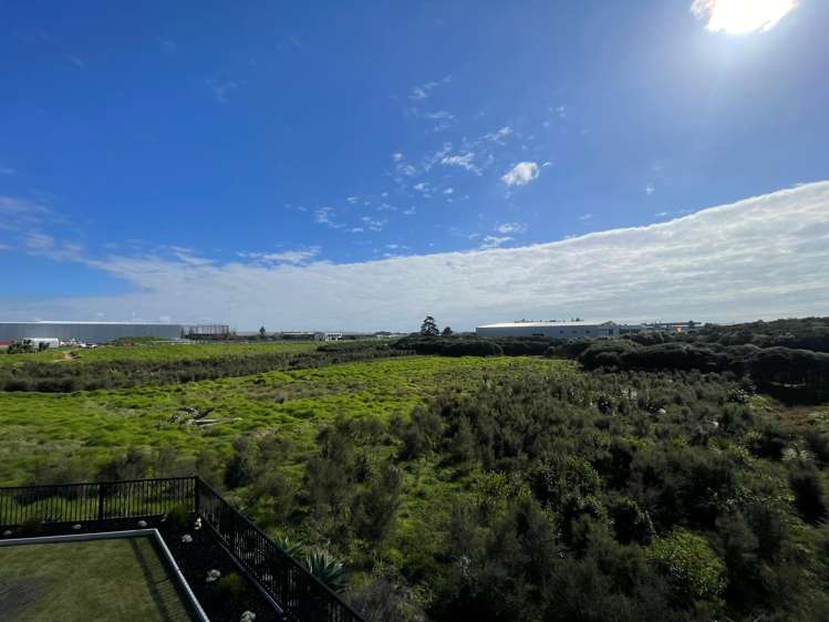 12/15 Bishop Lenihan Place East Tamaki_10