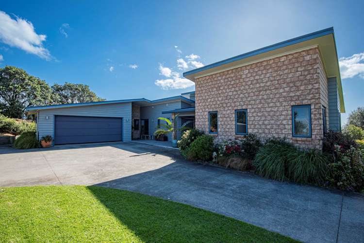 60 Walu Lane Matapouri_24