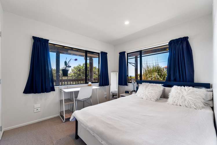 131 West Hoe Heights Orewa_12