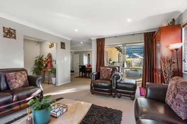 200 Carnoustie Drive_2