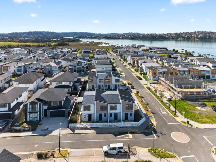 32 Observation Green Hobsonville_9