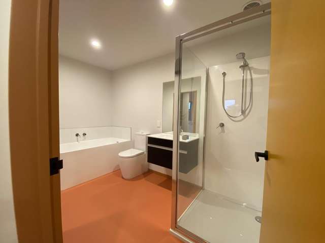 18 Whittington Drive 11103_4