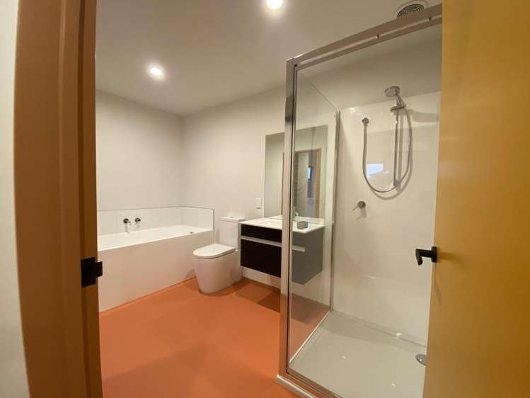 18 Whittington Drive 11103_4